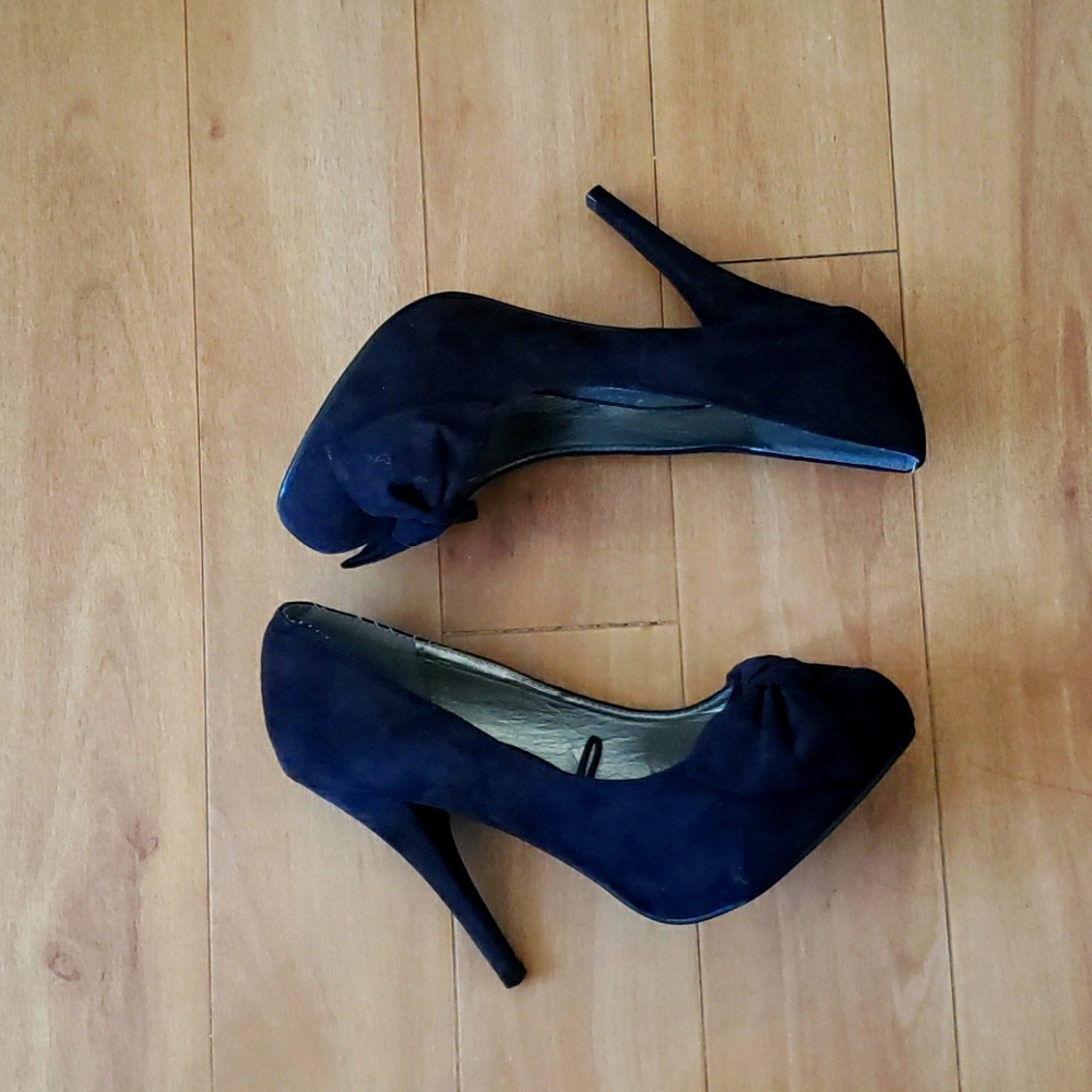 Forever 21 Black Platform Heels Size 10